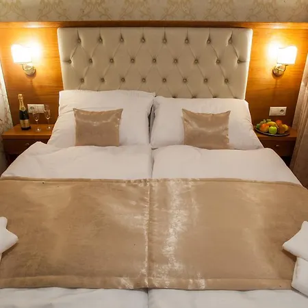 Hunting Chateau Guest house