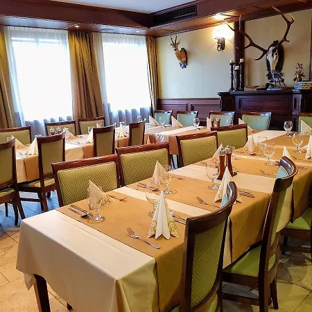 Hunting Chateau 3*